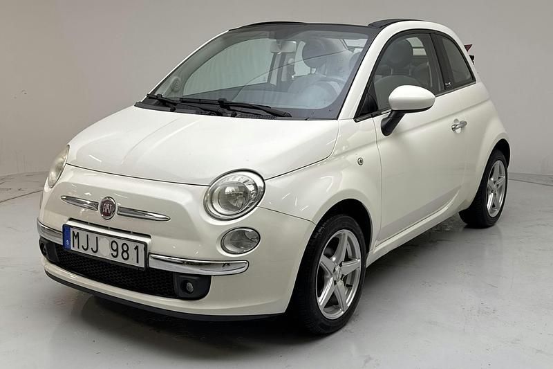 Vit Begagnad 2011 Fiat 500 Lounge | 86 000 kr - Bild 1/4