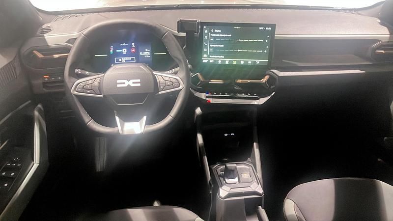 Begagnad Dacia Duster Extreme 141 HK (103 kW) 2024 Brun (brown) SUV