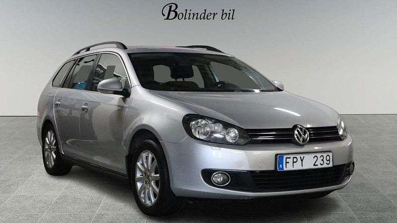 Silver Begagnad 2012 VW Golf Kombi | 59 800 kr (Marknadspris) - Bild 1/4