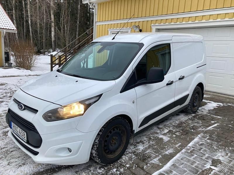 Begagnad Ford Transit Connect 95 HK (69 kW) 2016 Minibuss