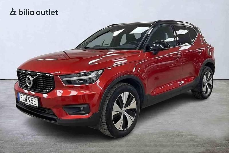 Röd Begagnad 2020 Volvo XC40 R-Design SUV | 329 900 kr (Marknadspris) - Bild 1/1