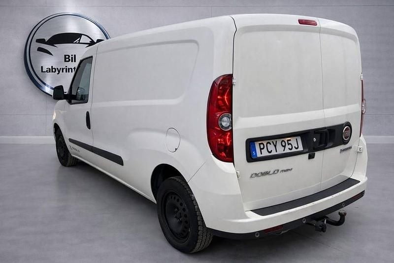 Begagnad Fiat Doblò 120 HK (88 kW) 2021 Vit Minibuss