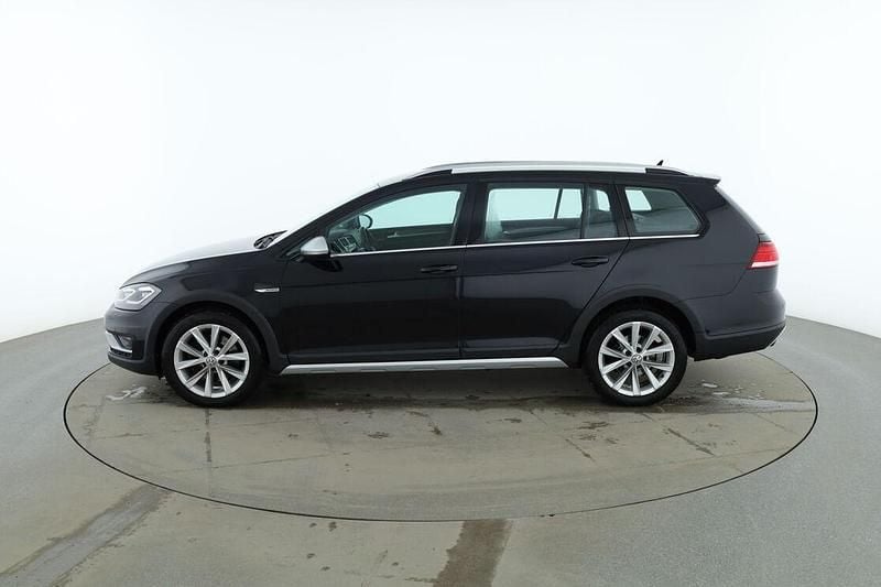 Begagnad VW Golf VII 185 HK (136 kW) 2017 Svart Kombi