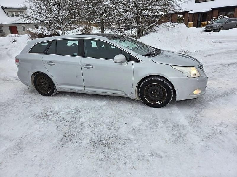 Begagnad 2009 Toyota Avensis Kombi | 34 900 kr (Bra pris) - Bild 1/4