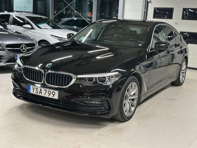 Begagnad BMW 530 iPerformance 252 HK (185 kW) 2019 Svart Sedan