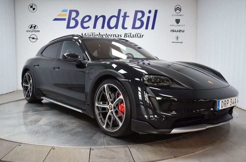 Svart Begagnad 2021 Porsche Taycan 4S Cross Turismo Sedan | 819 900 kr (Marknadspris) - Bild 1/3