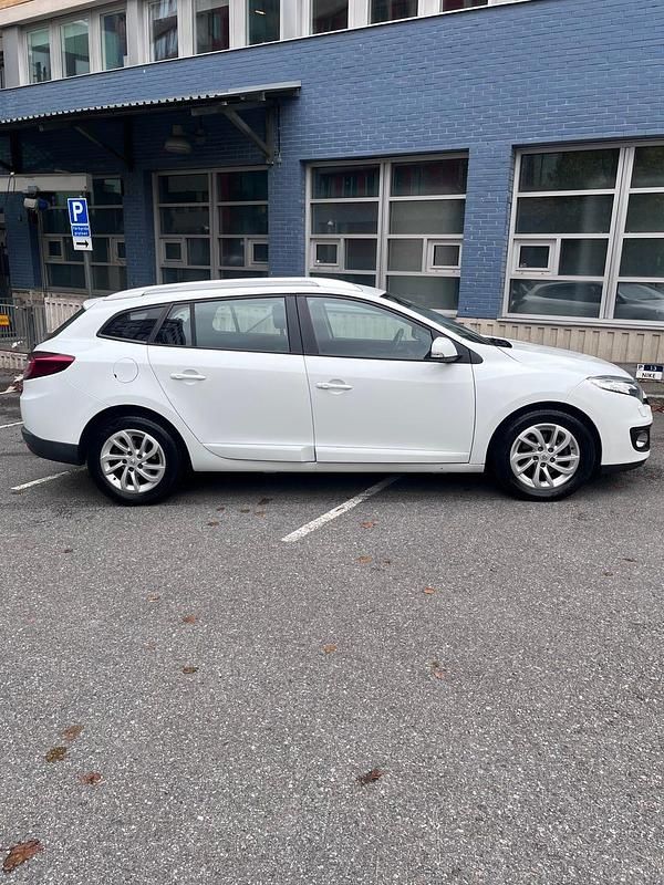 Begagnad 2014 Renault Mégane GrandTour Kombi | 55 000 kr (Marknadspris) - Bild 1/4