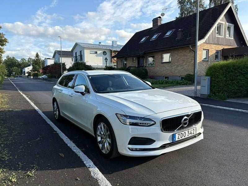 Begagnad 2018 Volvo V90 Kombi | 167 000 kr (Superpris) - Bild 1/4