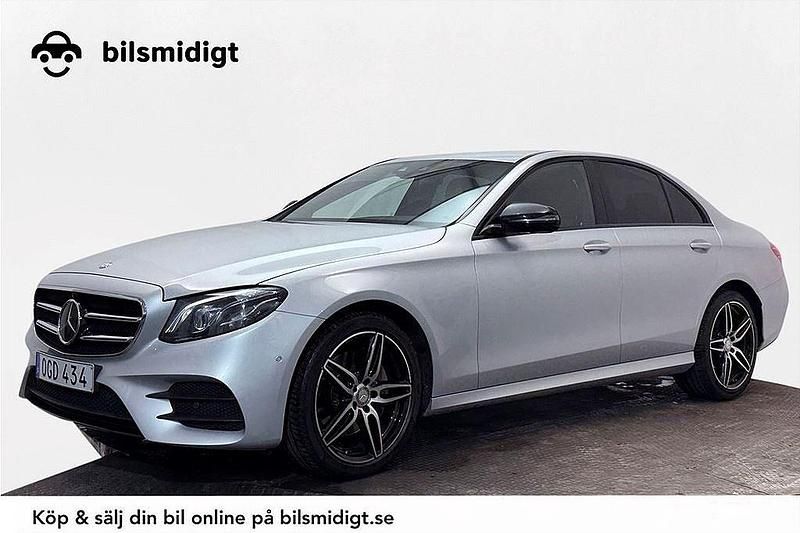 Silver Begagnad 2016 Mercedes E220 AMG line Sedan | 214 990 kr (Marknadspris) - Bild 1/3