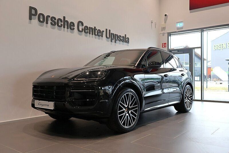 Svart Ny 2025 Porsche Cayenne Edition SUV | 1 458 480 kr (Dyr) - Bild 1/4