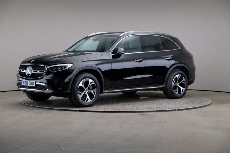 Svart Begagnad 2023 Mercedes GLC300e Avantgarde SUV | 609 000 kr (Bra pris) - Bild 1/4