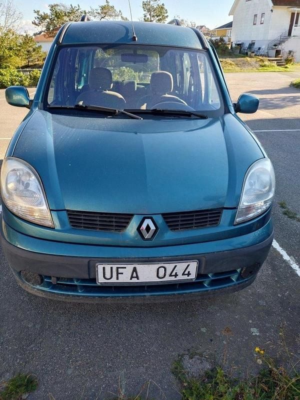 Blå Begagnad 2003 Renault Kangoo Privilege Minibuss | 7 000 kr - Bild 1/4