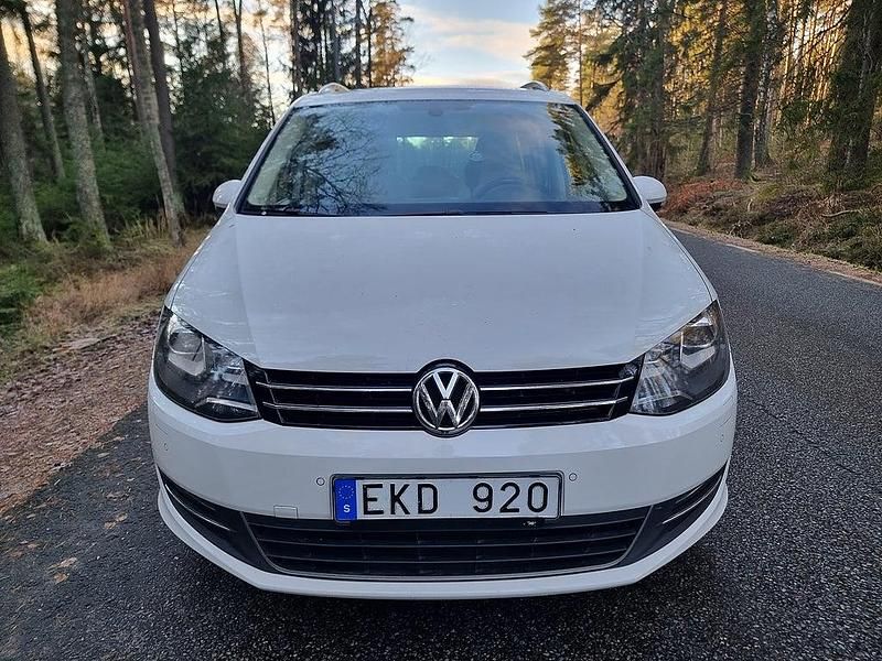 Begagnad VW Sharan GT 170 HK (125 kW) 2012 Vit Minibuss