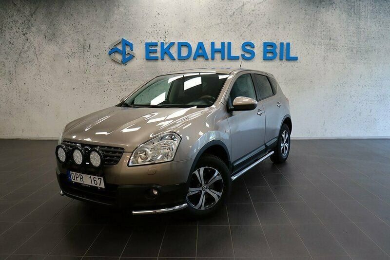 Ljusbrun Begagnad 2007 Nissan Qashqai SUV | 64 900 kr (Lite dyr) - Bild 1/4