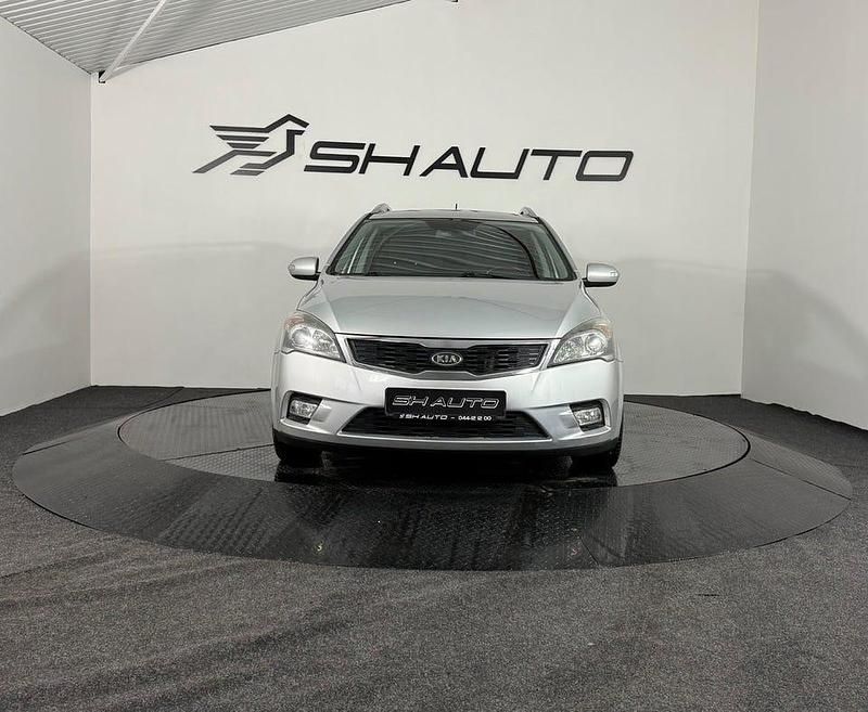 Begagnad Kia Ceed Sportswagon EX 116 HK (85 kW) 2010 Grå Kombi