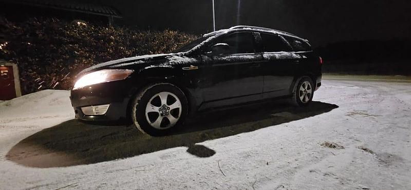 Begagnad Ford Mondeo 163 HK (119 kW) 2010 Kombi