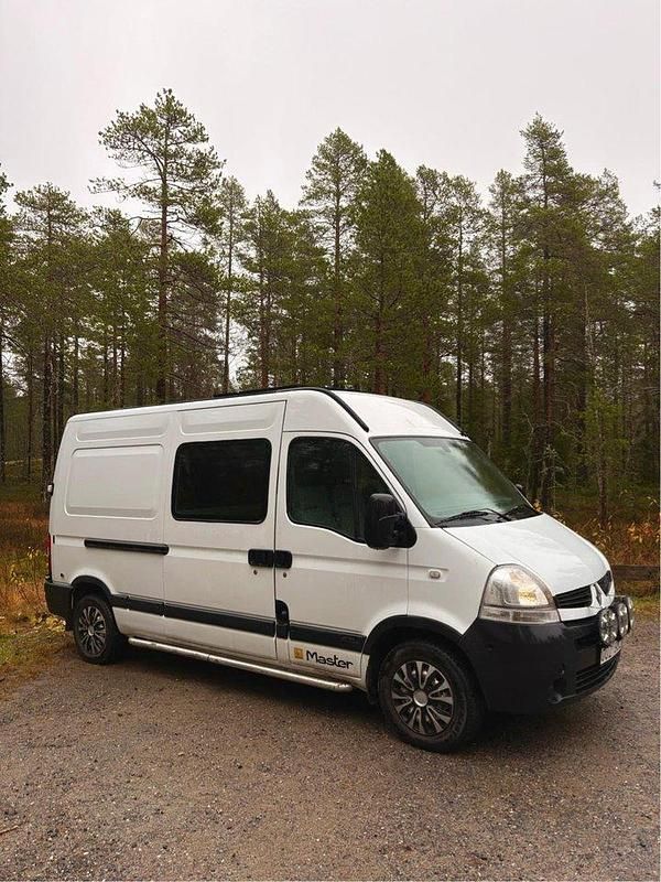 Vit Begagnad 2010 Renault Master Van | 160 000 kr - Bild 1/4