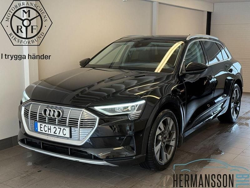 Svart Begagnad 2021 Audi e-tron Proline SUV | 349 000 kr (Superpris) - Bild 1/4