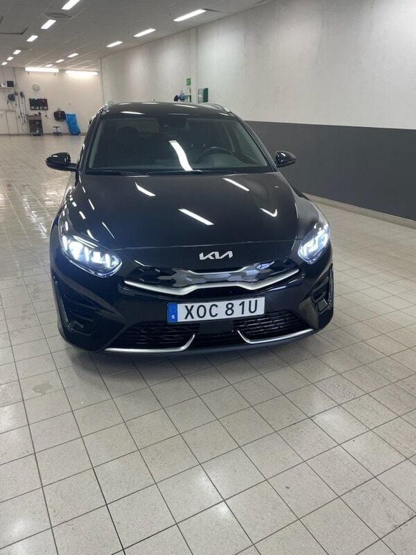 Svart Begagnad 2022 Kia Ceed Sportswagon Advance Kombi | 219 000 kr (Bra pris) - Bild 1/4