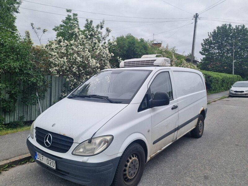 Vit Begagnad 2007 Mercedes Vito Minibuss | 23 000 kr (Bra pris) - Bild 1/4