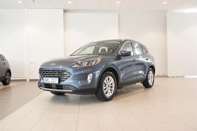 Blå Begagnad 2022 Ford Kuga Titanium SUV | 254 800 kr (Marknadspris) - Bild 1/4