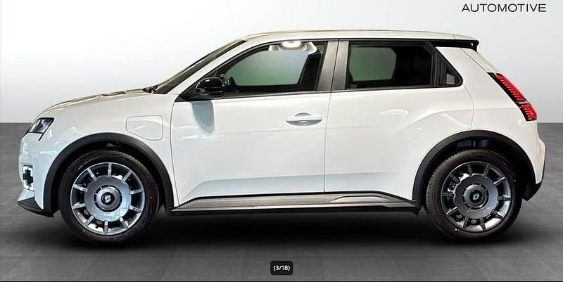 Ny Renault R5 Evolution 110 kW (150 HK) 2025 Vit Halvkombi