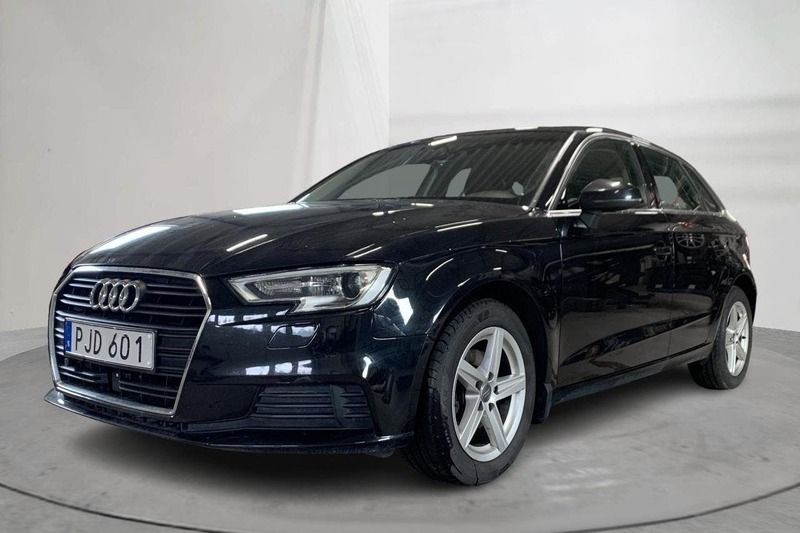 Svart Begagnad 2017 Audi A3 Proline | 114 800 kr (Bra pris) - Bild 1/4