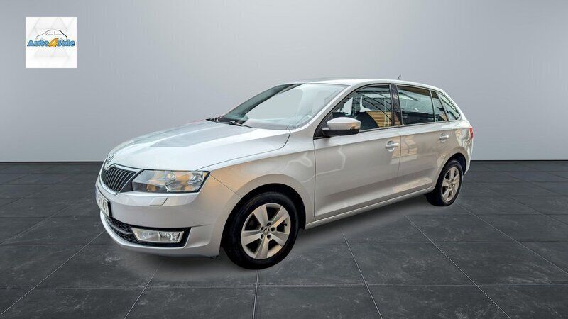 Silver Begagnad 2017 Skoda Rapid Halvkombi | 119 900 kr (Marknadspris) - Bild 1/4