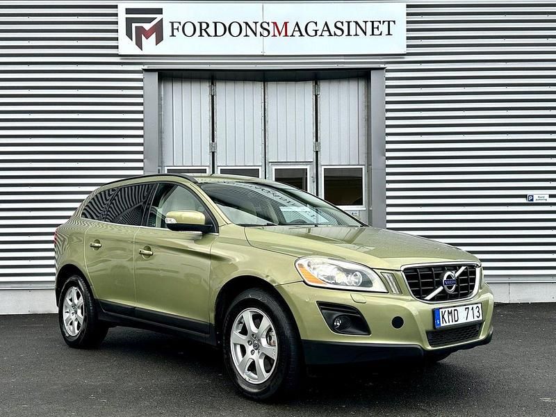 Grön Begagnad 2009 Volvo XC60 SUV | 109 800 kr (Marknadspris) - Bild 1/4