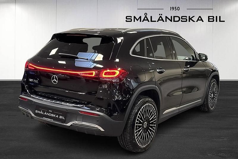 Begagnad Mercedes EQA250 AMG 139 kW (190 HK) 2021 Svart SUV