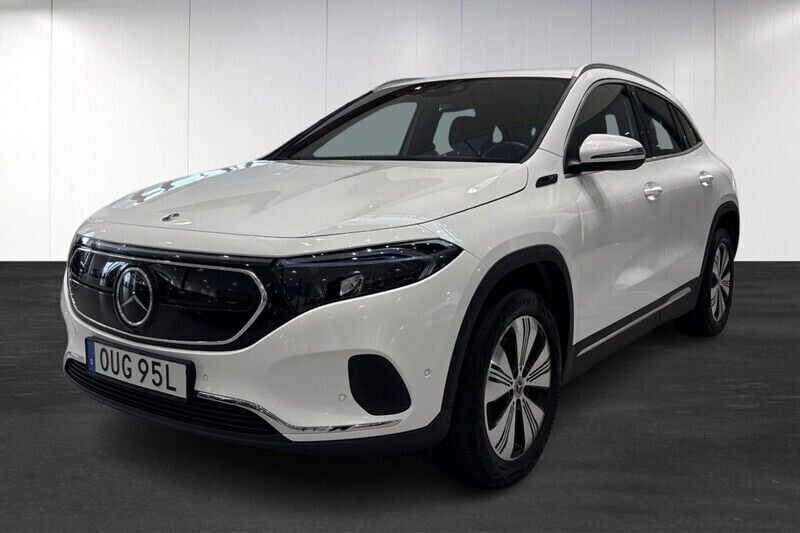 Vit (white) Begagnad 2021 Mercedes EQA300 Advanced Plus SUV | 339 900 kr - Bild 1/4
