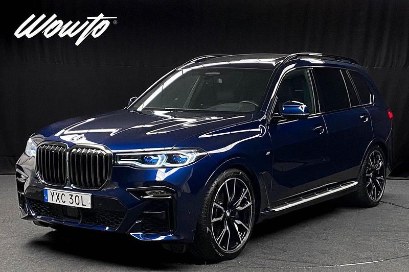 Blå Begagnad 2022 BMW X7 M Sport SUV | 799 800 kr - Bild 1/3