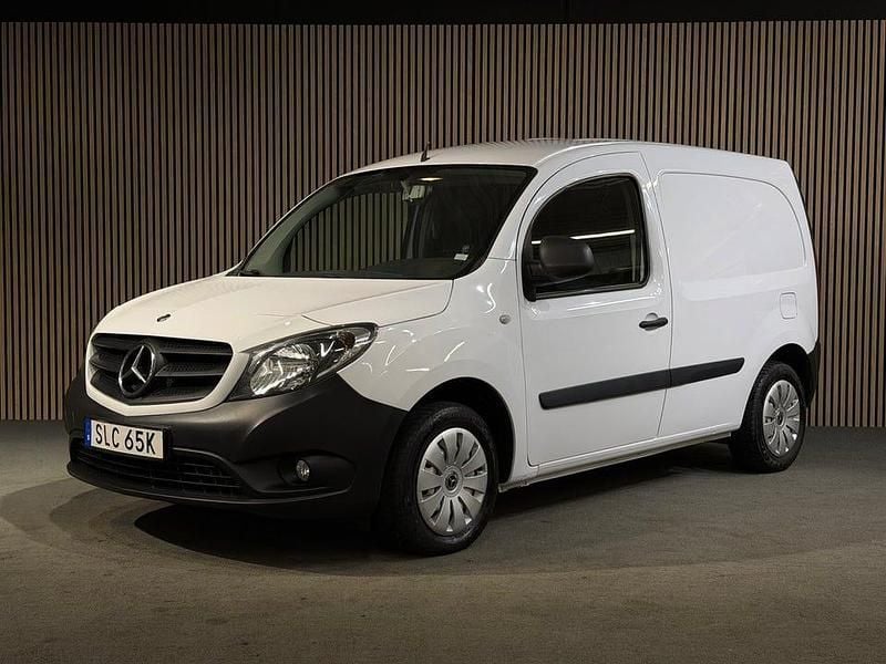 Vit Begagnad 2020 Mercedes Citan 109 Van | 128 750 kr (Lite dyr) - Bild 1/4