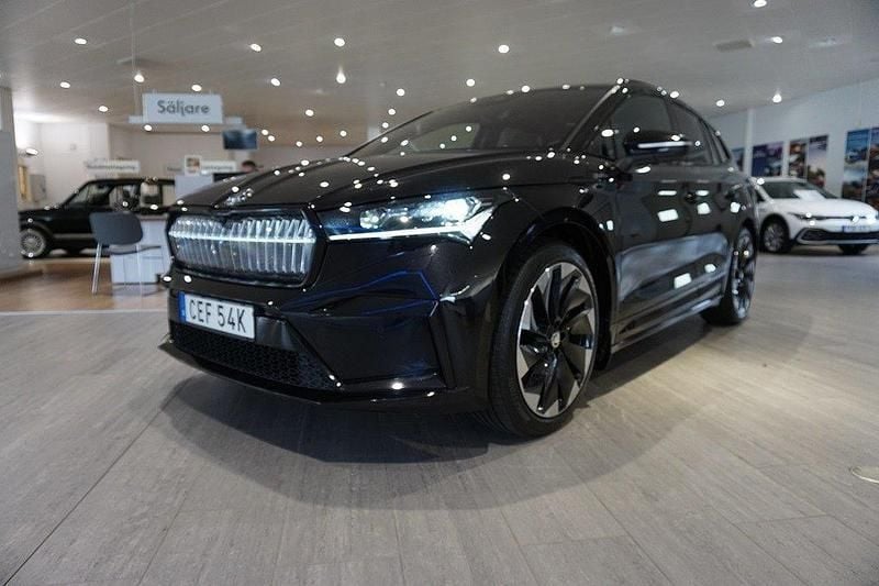Svart (1z1zea ) Begagnad 2022 Skoda Enyaq iV SUV | 419 000 kr (Bra pris) - Bild 1/4