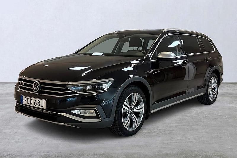 Svart Begagnad 2020 VW Passat Alltrack Kombi | 219 900 kr (Marknadspris) - Bild 1/4