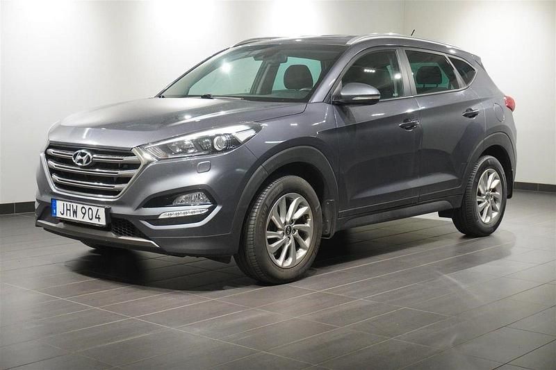 Mörkgrå Begagnad 2015 Hyundai Tucson Comfort SUV | 124 900 kr (Marknadspris) - Bild 1/2