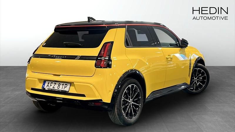 Ny Renault 5 E-Tech Iconic 110 kW (150 HK) 2025 Halvkombi