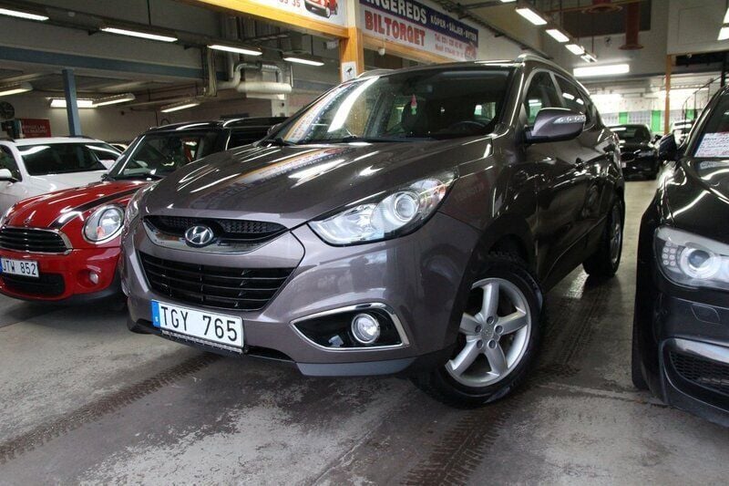 Ljusbrun Begagnad 2011 Hyundai ix35 SUV | 99 999 kr (Marknadspris) - Bild 1/4