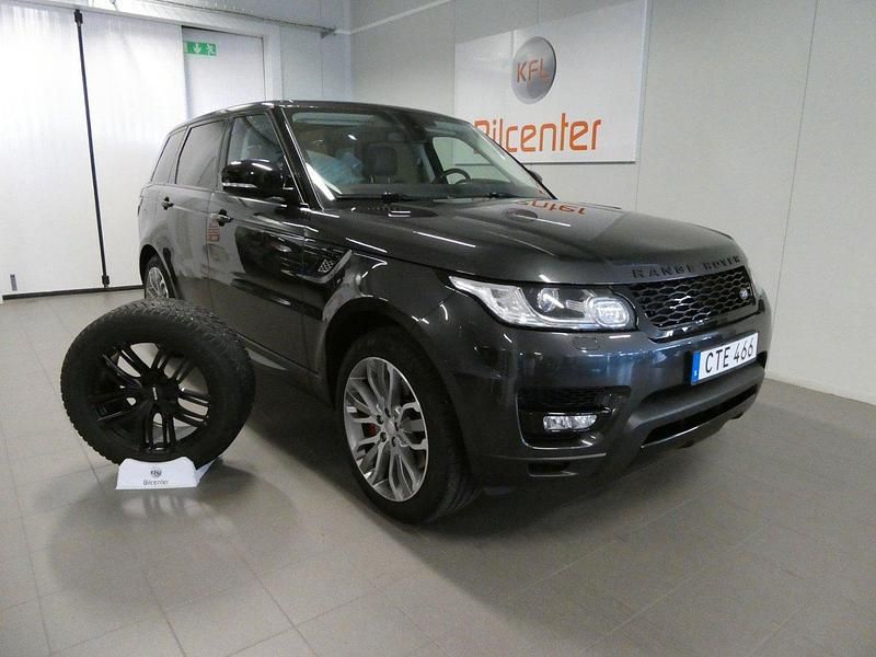 Grå Begagnad 2014 Land Rover Range Rover HSE SUV | 329 900 kr (Marknadspris) - Bild 1/3