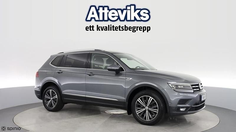 Mörkgrå (grå) Begagnad 2017 VW Tiguan Allspace SUV | 279 900 kr (Marknadspris) - Bild 1/3