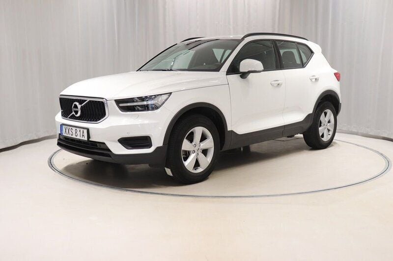 Vit Begagnad 2021 Volvo XC40 SUV | 239 400 kr (Bra pris) - Bild 1/4