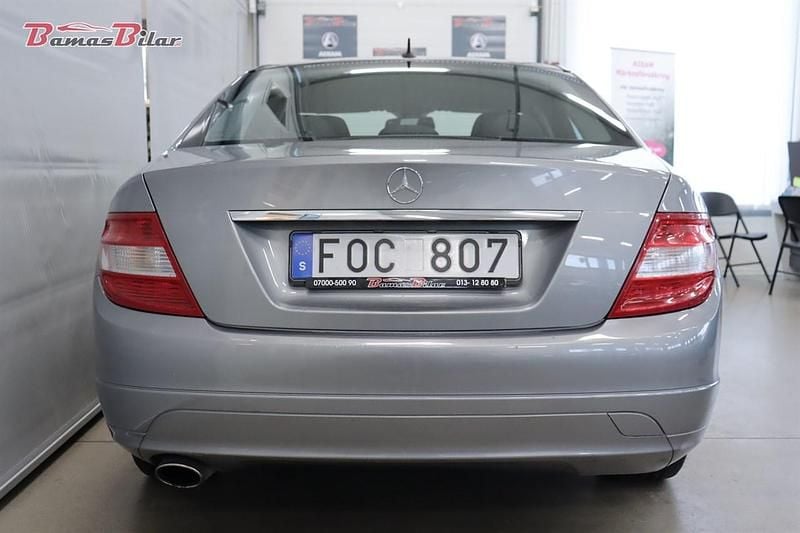 Begagnad Mercedes C180 156 HK (114 kW) 2010 Grå Sedan
