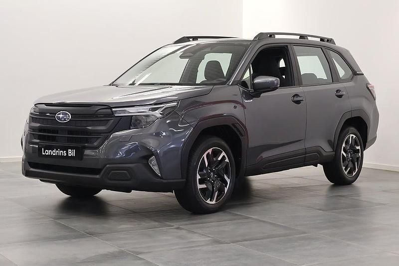 Grå Ny 2025 Subaru Forester SUV | 404 700 kr - Bild 1/4