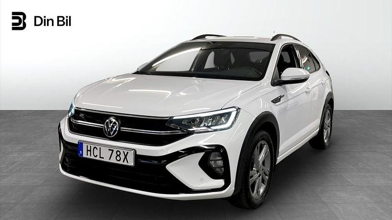 Vit Begagnad 2022 VW Taigo R-line SUV | 234 900 kr (Marknadspris) - Bild 1/4