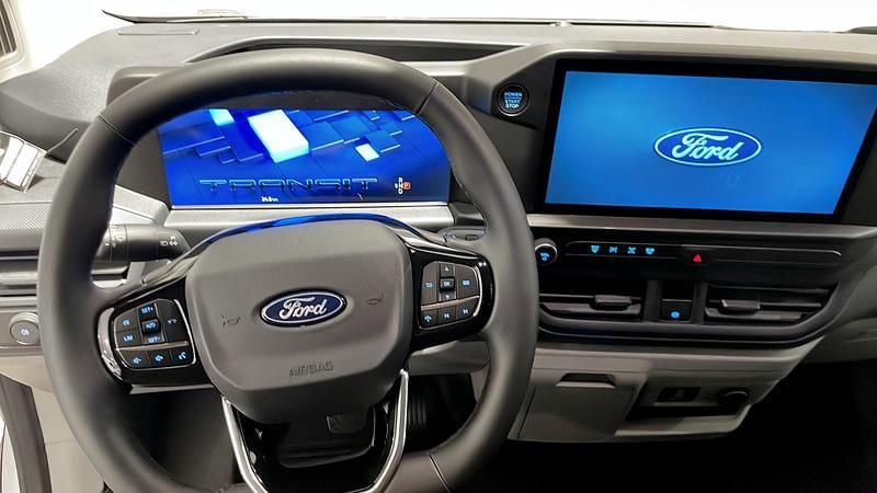 Ny Ford Transit Custom Trend 136 HK (100 kW) 2025 Frozen white
