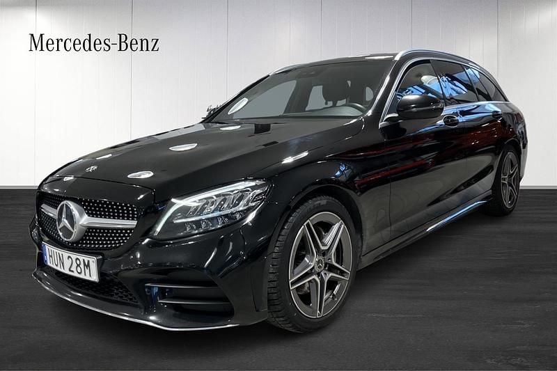 Svart Begagnad 2019 Mercedes C200 AMG Kombi | 239 900 kr (Marknadspris) - Bild 1/4