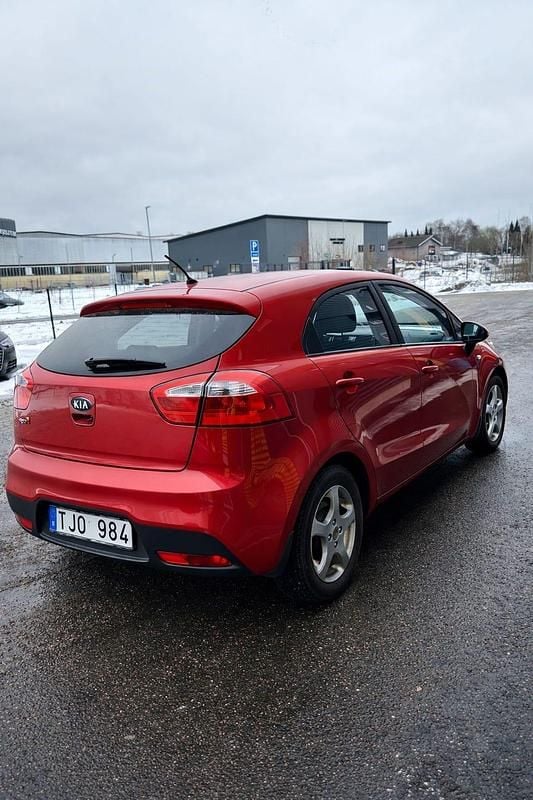 Begagnad Kia Rio 84 HK (61 kW) 2012