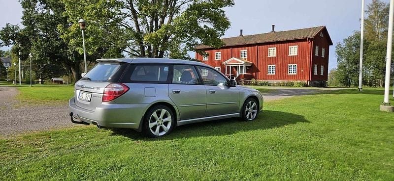 Begagnad 2008 Subaru Outback SUV | 42 500 kr (Marknadspris) - Bild 1/2