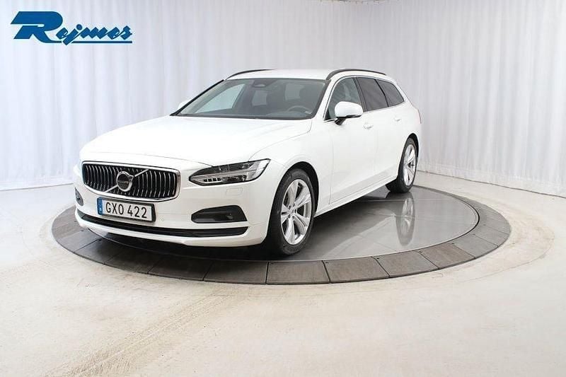 Vit Begagnad 2023 Volvo V90 Core Kombi | 399 900 kr (Marknadspris) - Bild 1/4