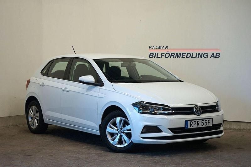 Vit Begagnad 2020 VW Polo Halvkombi | 149 900 kr (Marknadspris) - Bild 1/4